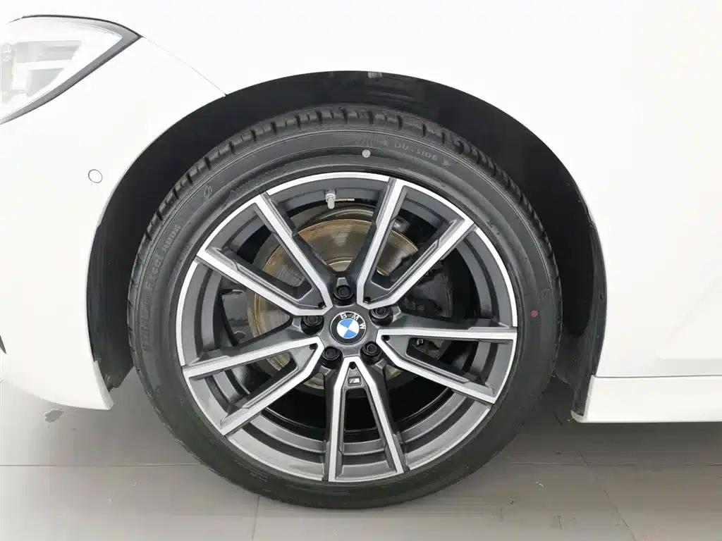 2020 BMW 3 Series 325i M Sport Package — миниатюра 17