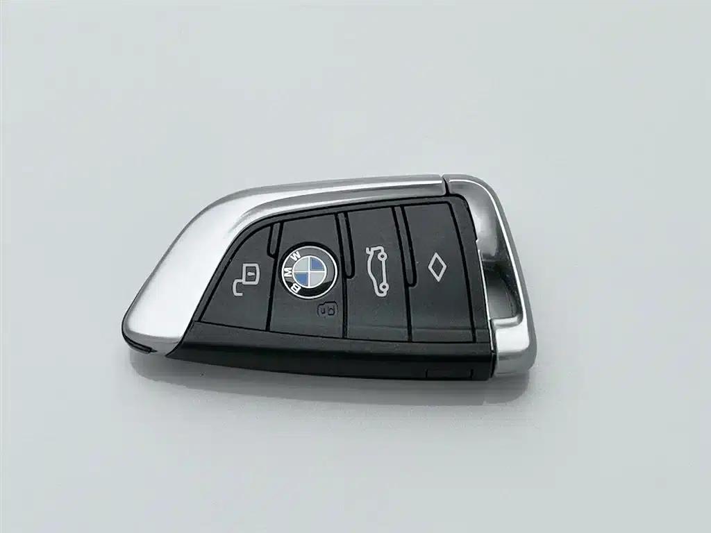 2020 BMW 3 Series 325i M Sport Package — миниатюра 19