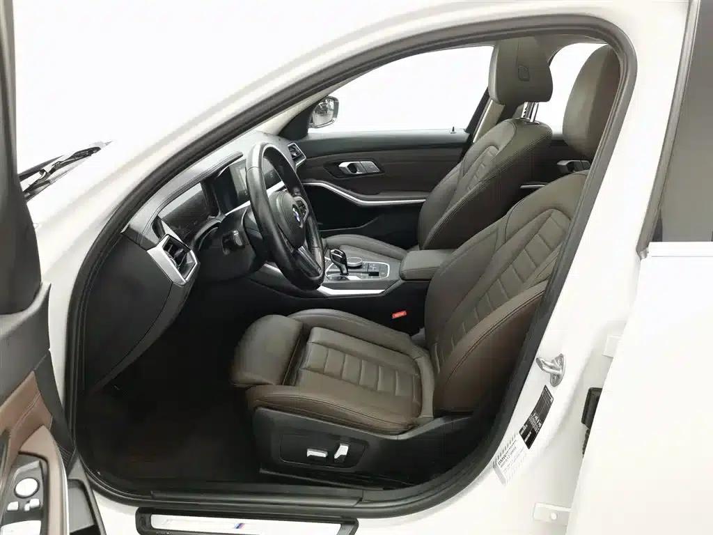 2020 BMW 3 Series 325i M Sport Package — миниатюра 10