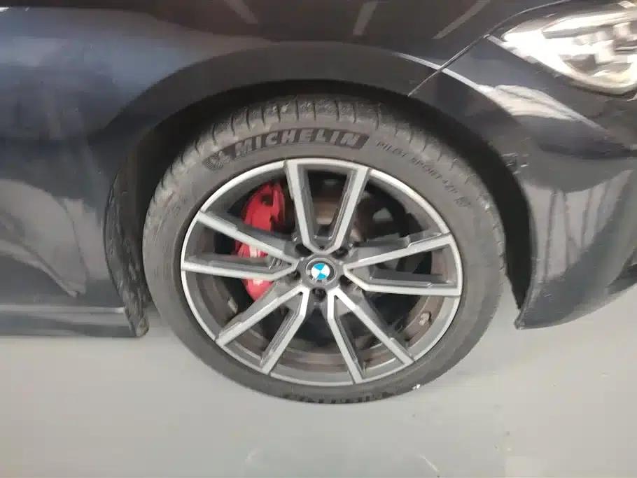 2021 BMW 3 Series 320Li M Sport Package — миниатюра 6