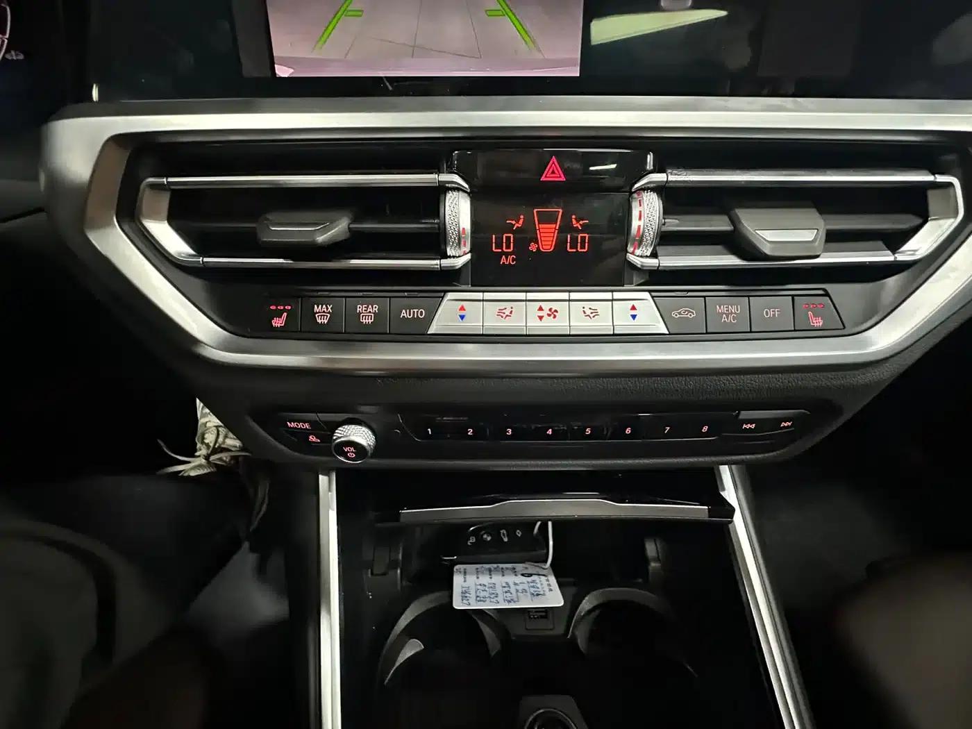 2022 BMW 3 Series 320Li M Sport Package — миниатюра 21