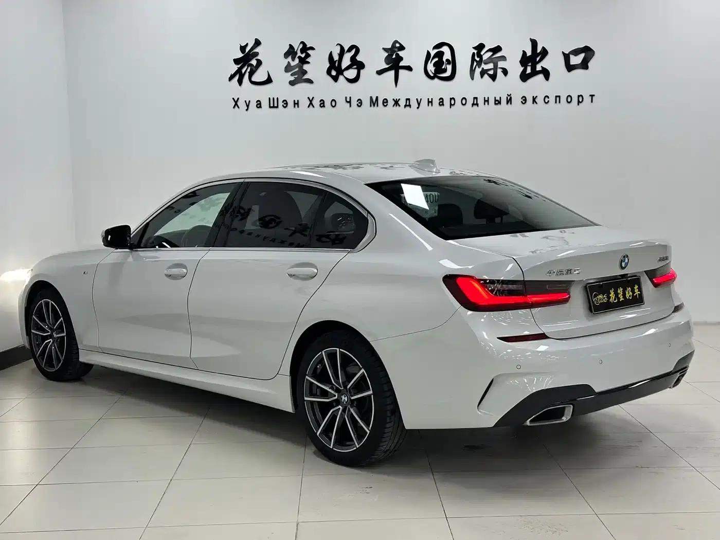 2022 BMW 3 Series 320Li M Sport Package — миниатюра 5