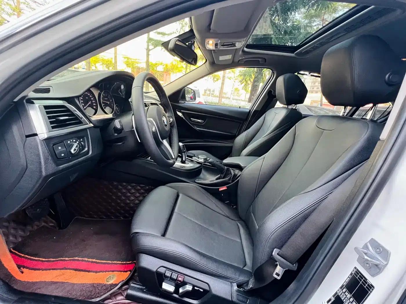 2019 BMW 3 Series 320Li M Sport Package — миниатюра 14