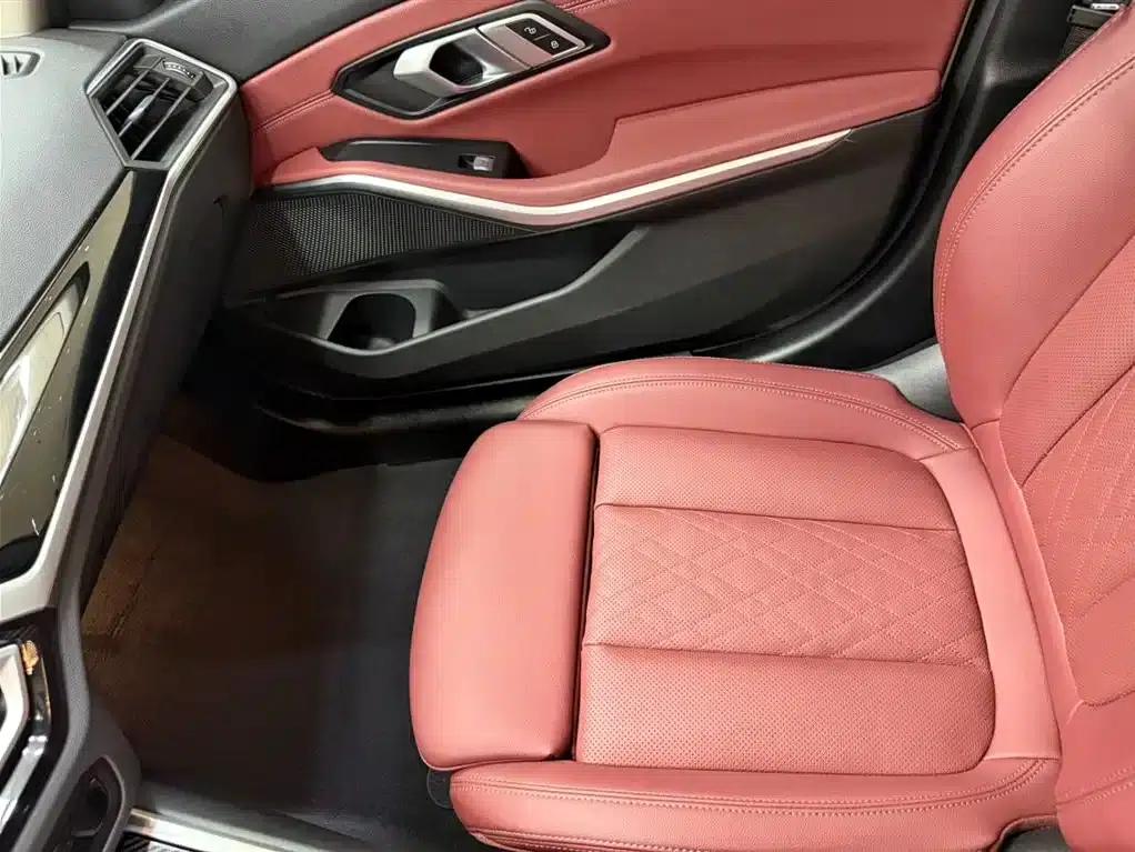 2023 BMW 3 Series 320Li M Sport Package — миниатюра 13