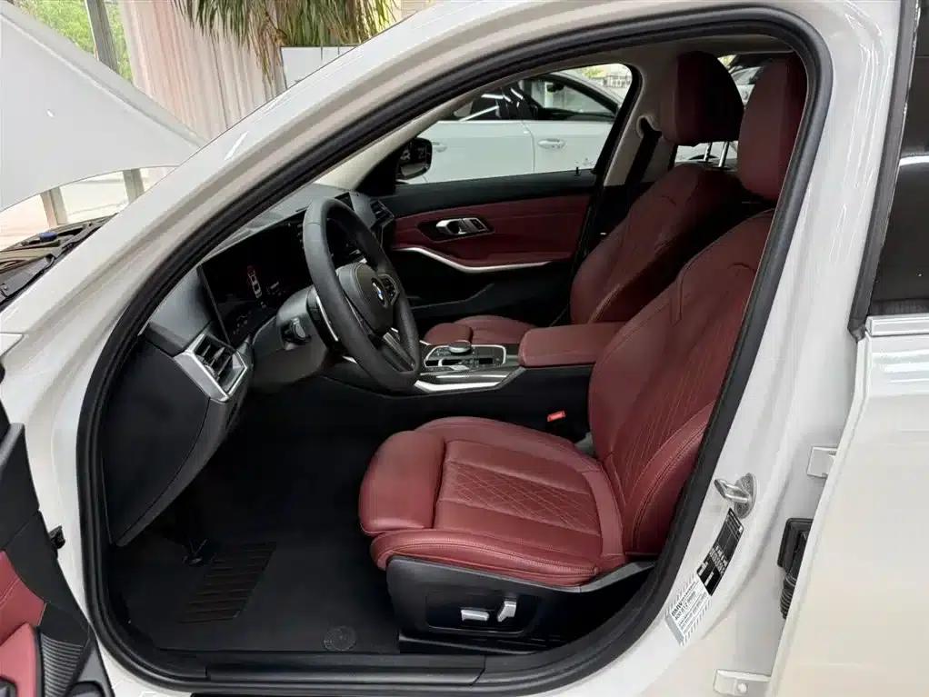 2023 BMW 3 Series 320Li M Sport Package — миниатюра 16