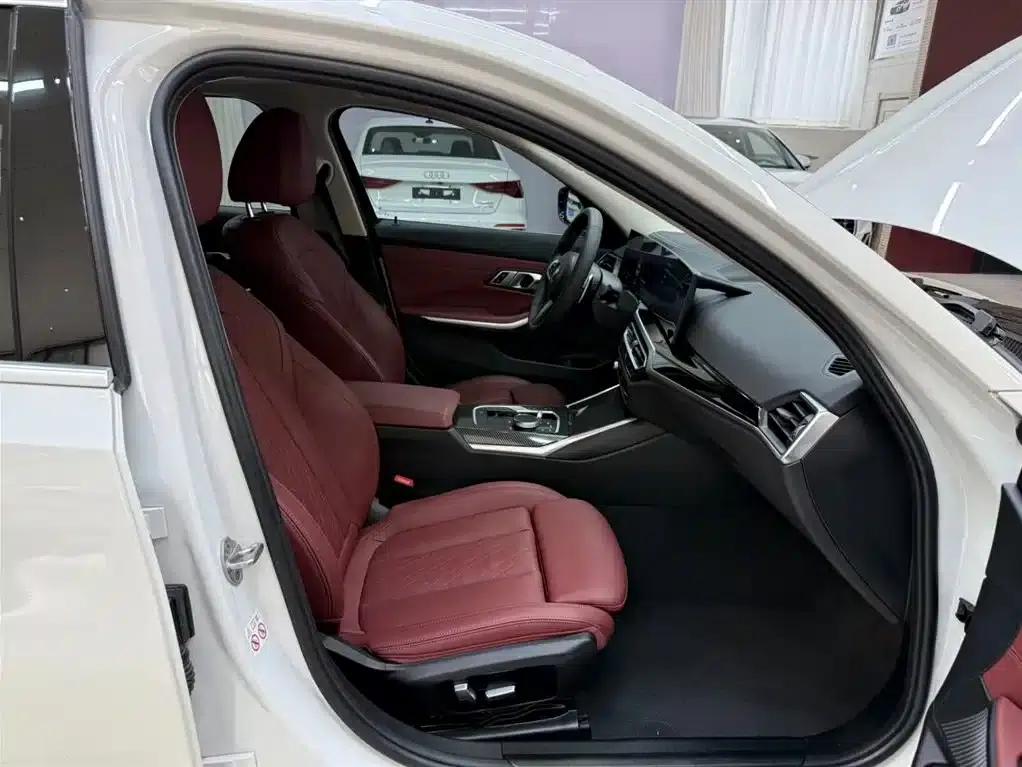 2023 BMW 3 Series 320Li M Sport Package — миниатюра 21