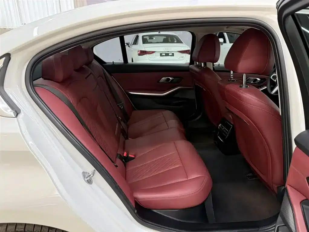 2023 BMW 3 Series 320Li M Sport Package — миниатюра 22
