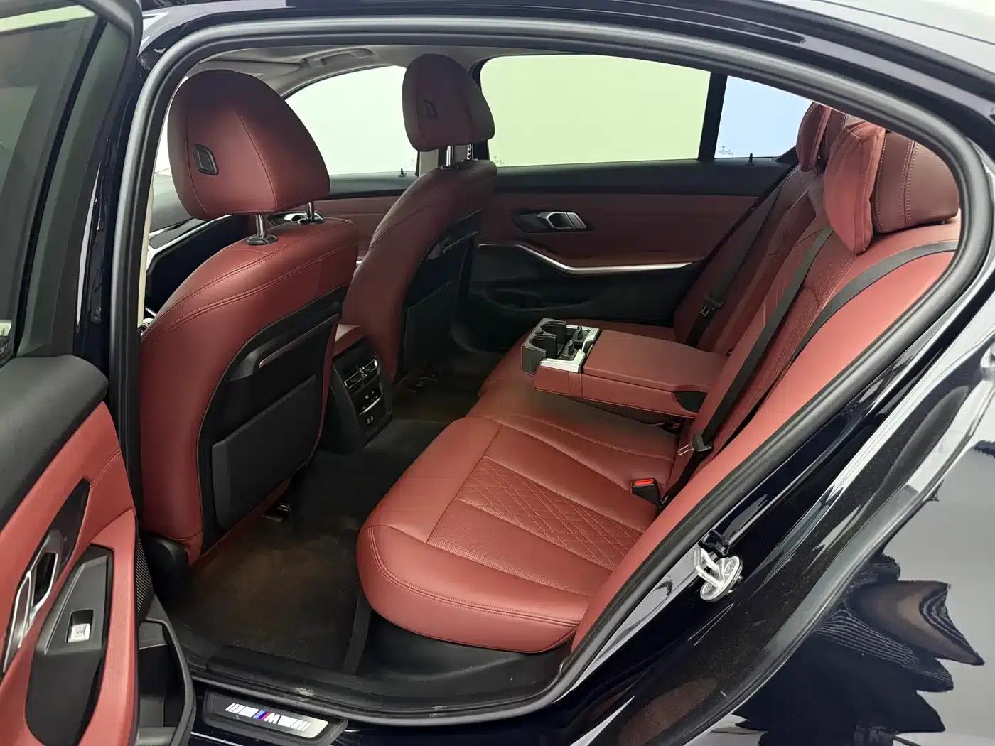 2022 BMW 3 Series 320Li M Sport Package — миниатюра 16