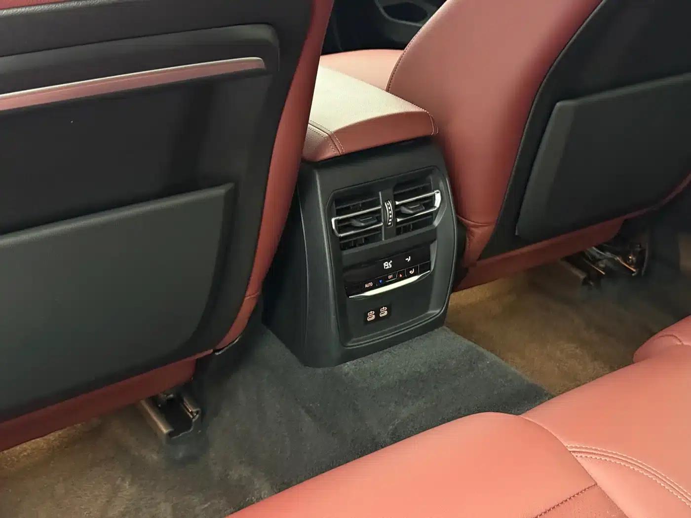 2022 BMW 3 Series 320Li M Sport Package — миниатюра 17