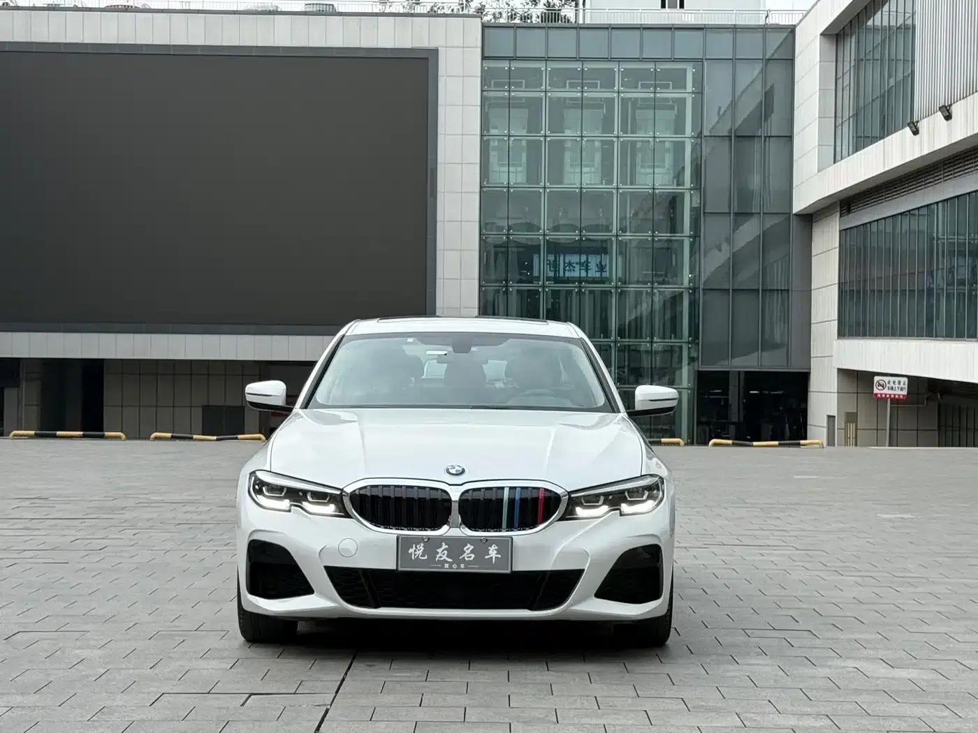 2021 BMW 3 Series 320Li M Sport Package — миниатюра 2