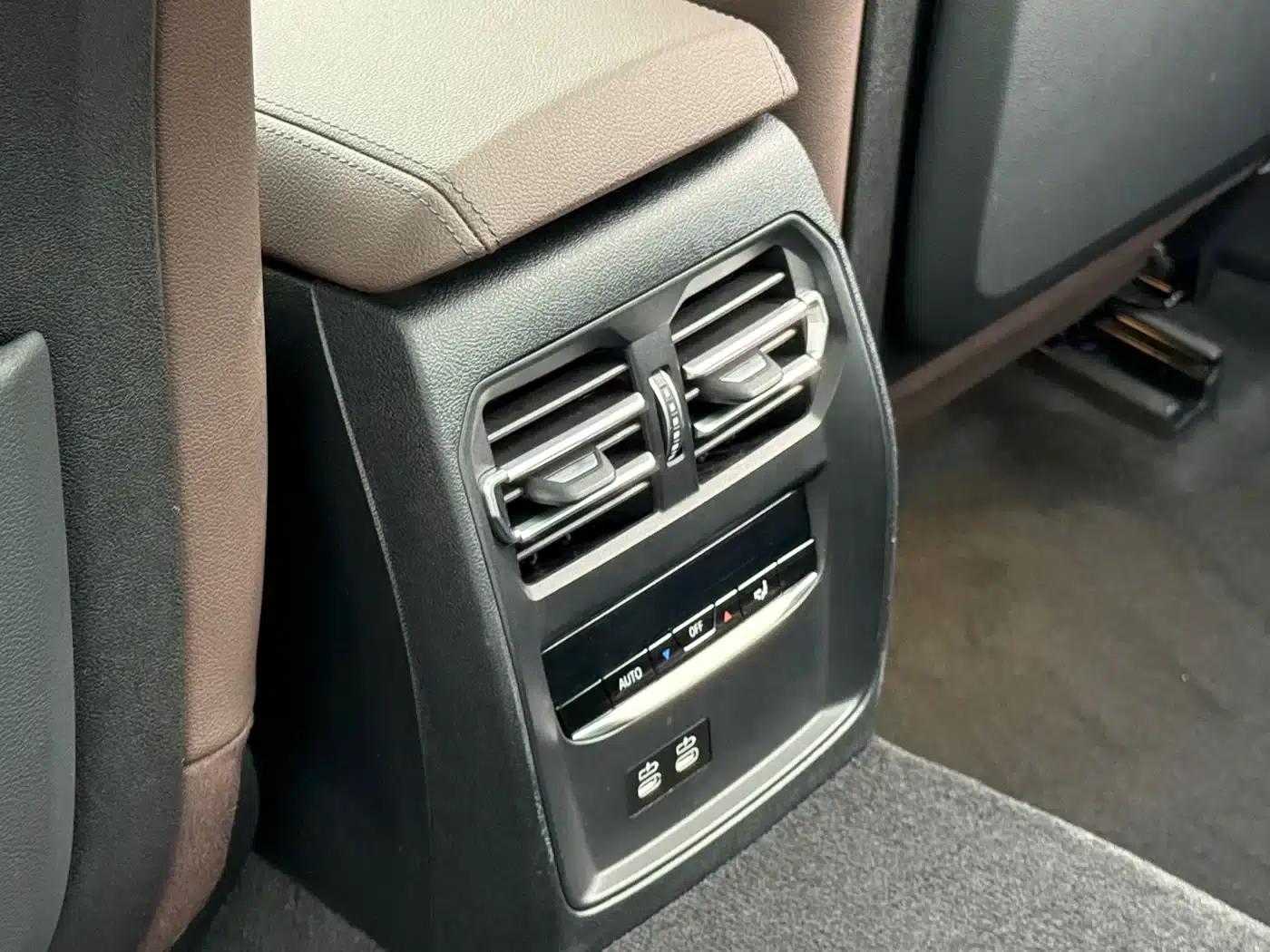 2021 BMW 3 Series 320Li M Sport Package — миниатюра 21