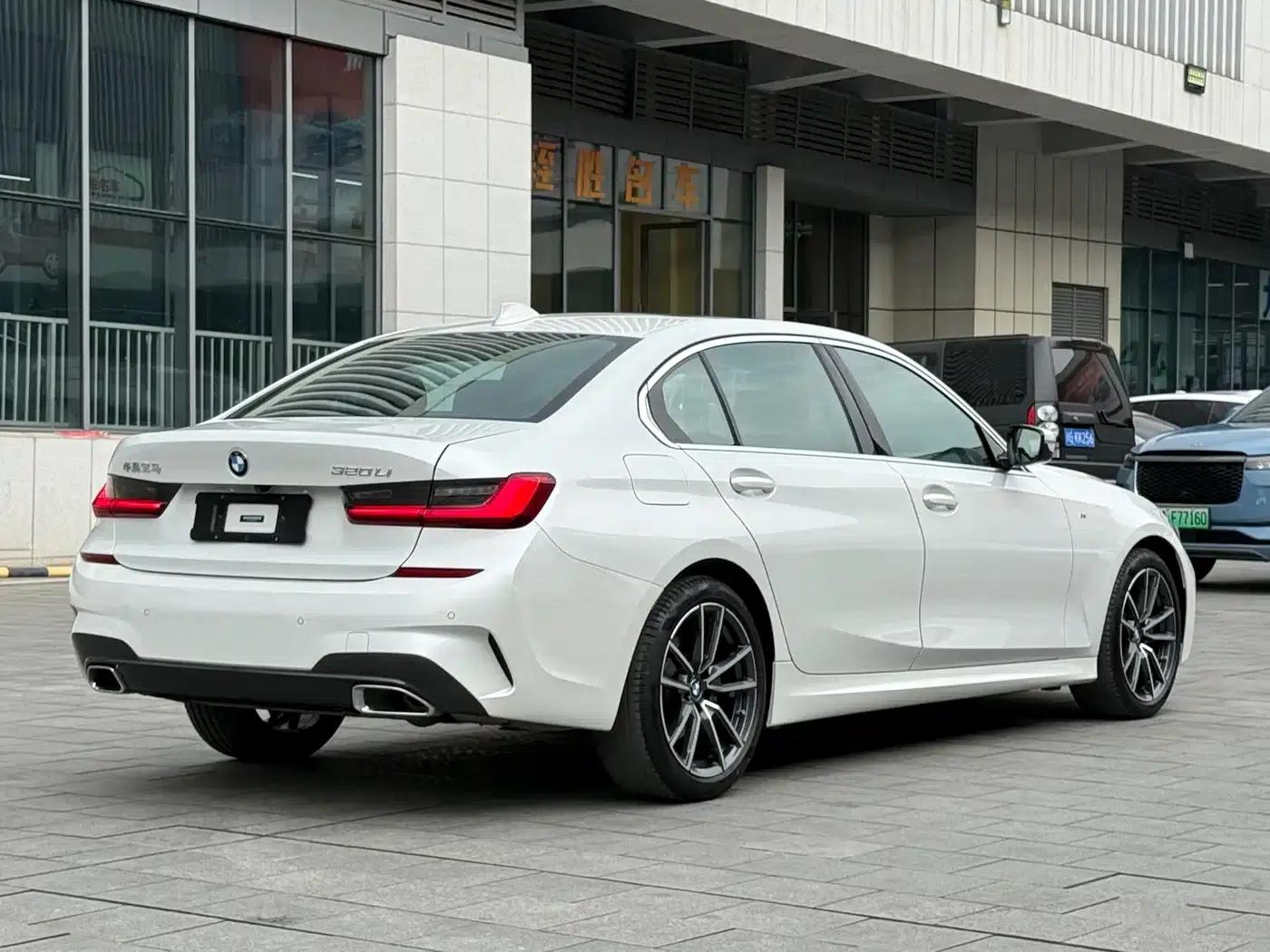 2021 BMW 3 Series 320Li M Sport Package — миниатюра 5