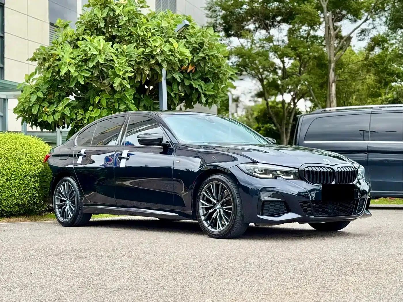 2022 BMW 3 Series Facelift 325i M Sport Shadow Edition — миниатюра 3