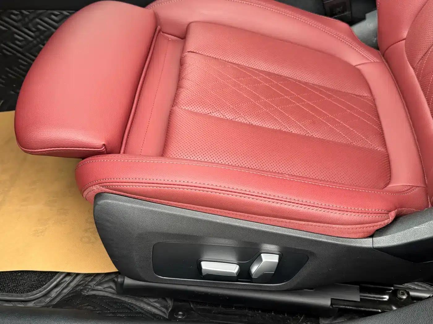 2022 BMW 3 Series Facelift 325i M Sport Shadow Edition — миниатюра 28