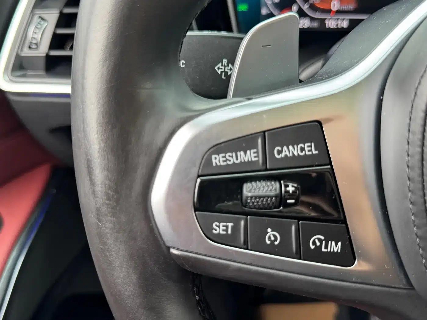 2022 BMW 3 Series Facelift 325i M Sport Shadow Edition — миниатюра 43