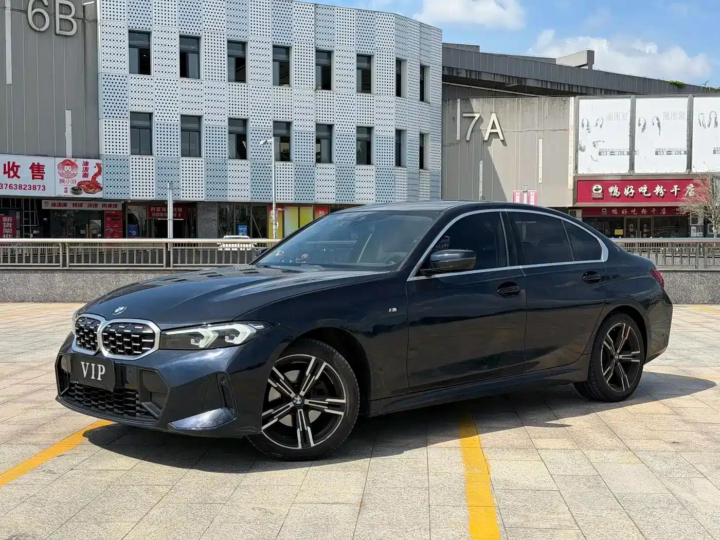 2023 BMW 3 Series 325i M Sport Package — миниатюра 1