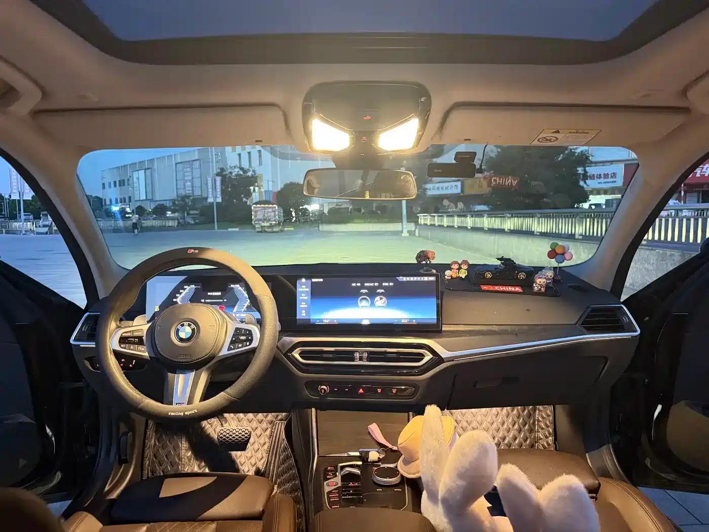 2023 BMW 3 Series 325i M Sport Package — миниатюра 4