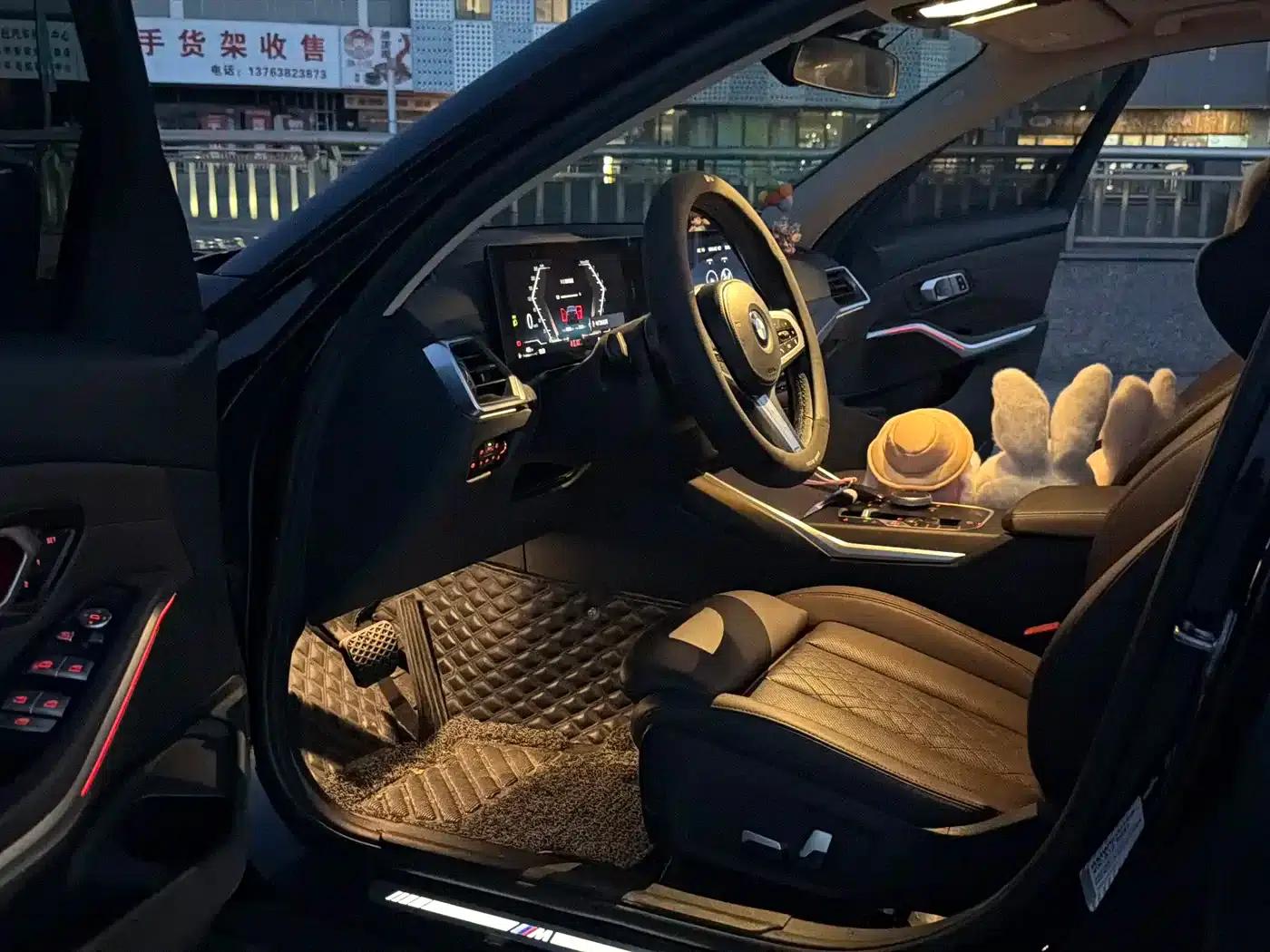 2023 BMW 3 Series 325i M Sport Package — миниатюра 6