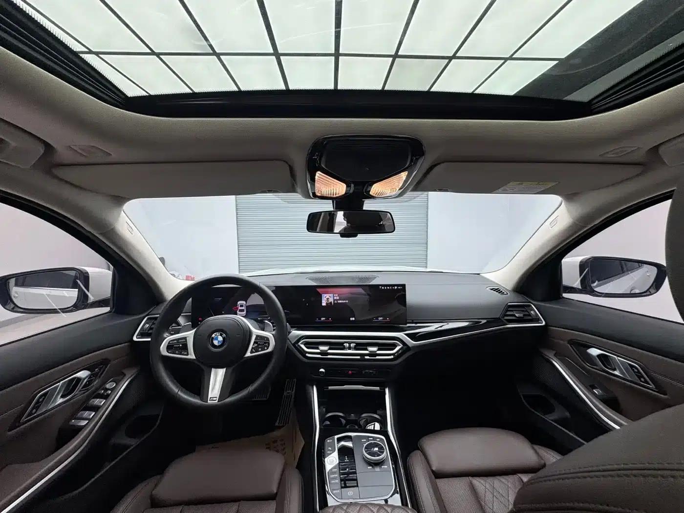 2022 BMW 3 Series 320Li M Sport Package — миниатюра 12