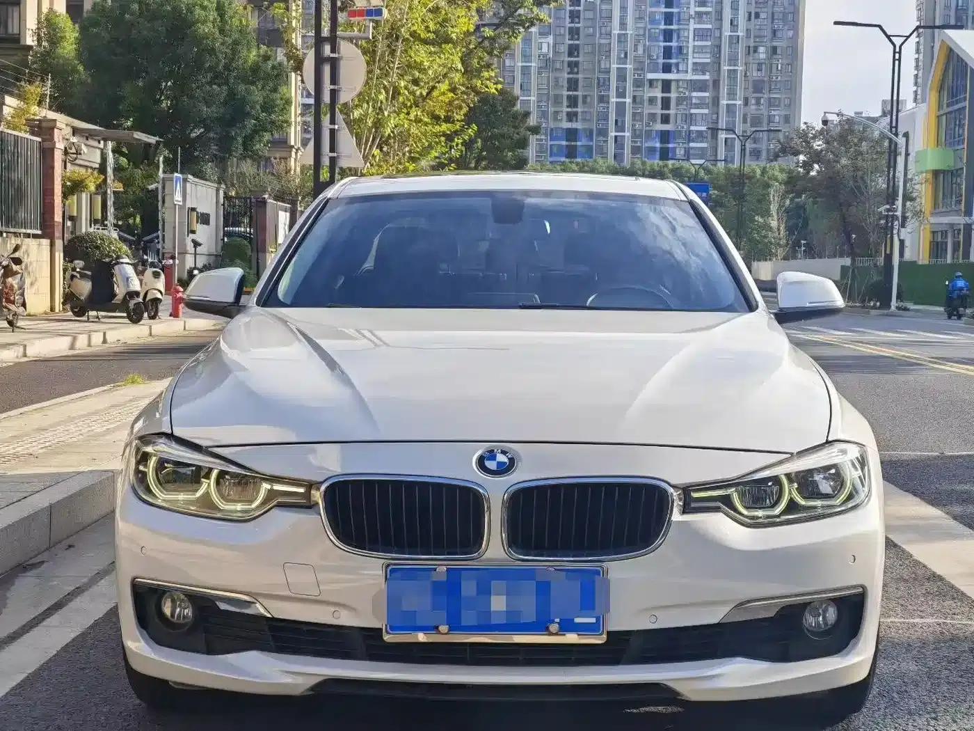 2016 BMW 3 Series 320Li Fashion Edition — миниатюра 2