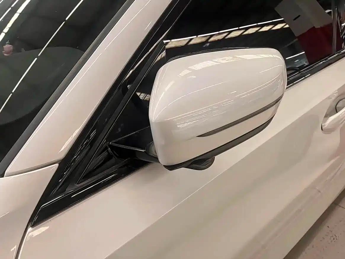 2021 BMW 3 Series 320i Sport Package — миниатюра 6