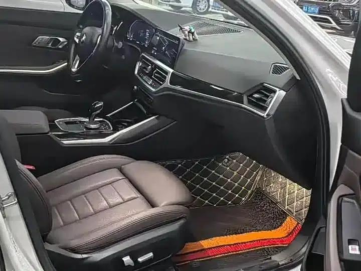 2021 BMW 3 Series 320i Sport Package — миниатюра 9