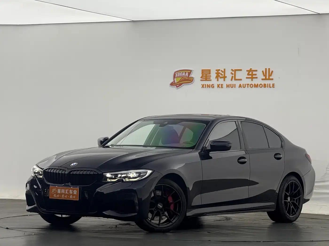 2022 BMW 3 Series 325i M Sport Package — миниатюра 1