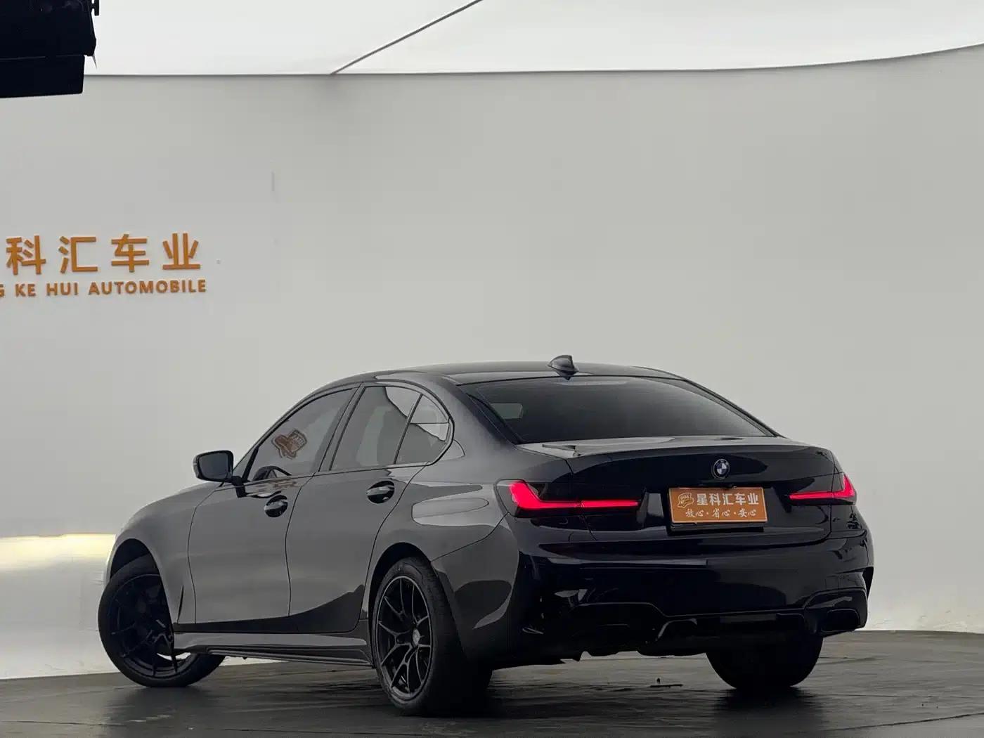 2022 BMW 3 Series 325i M Sport Package — миниатюра 16