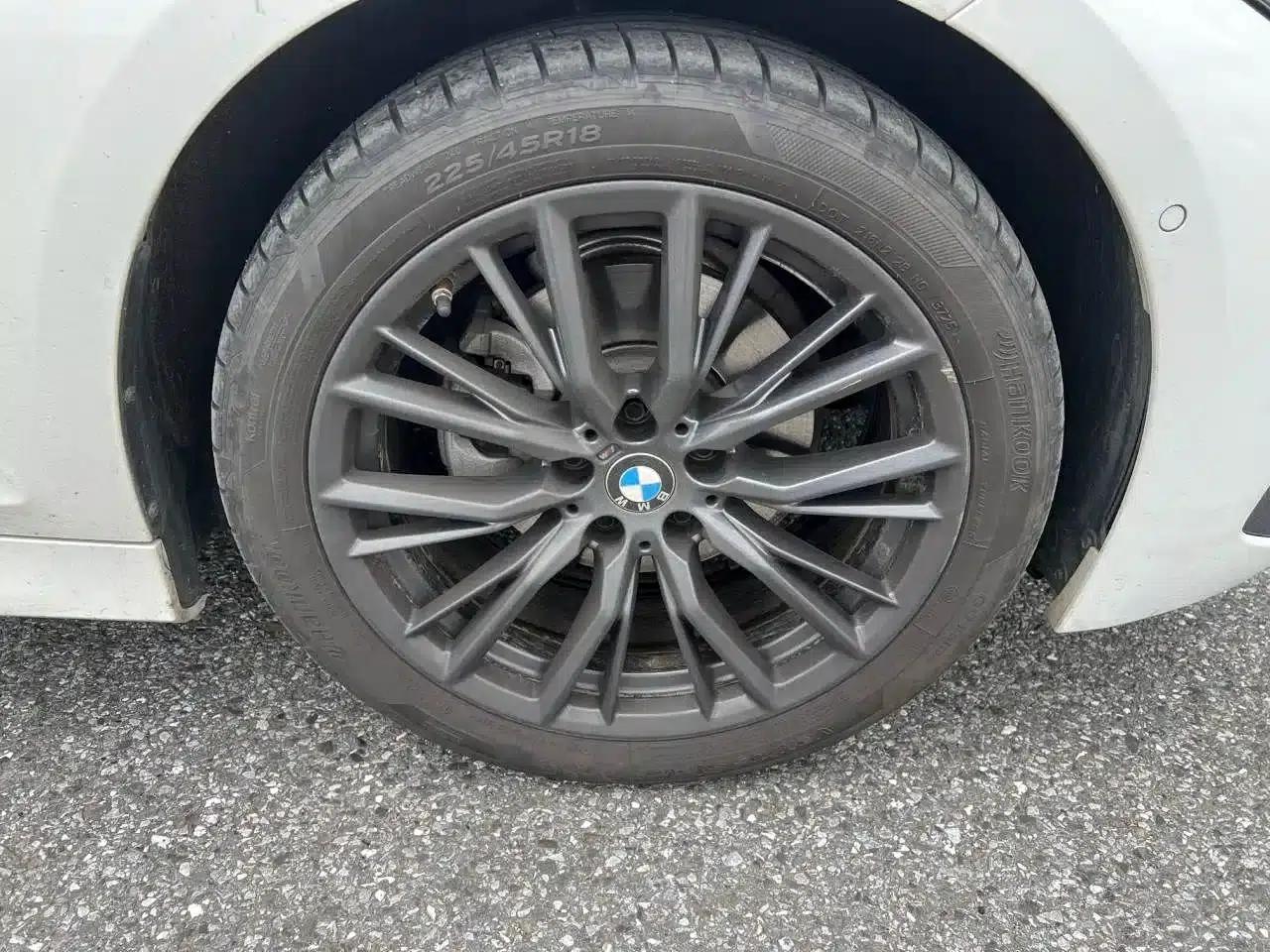 2024 BMW 3 Series 325Li M Sport Shadow Edition — миниатюра 11