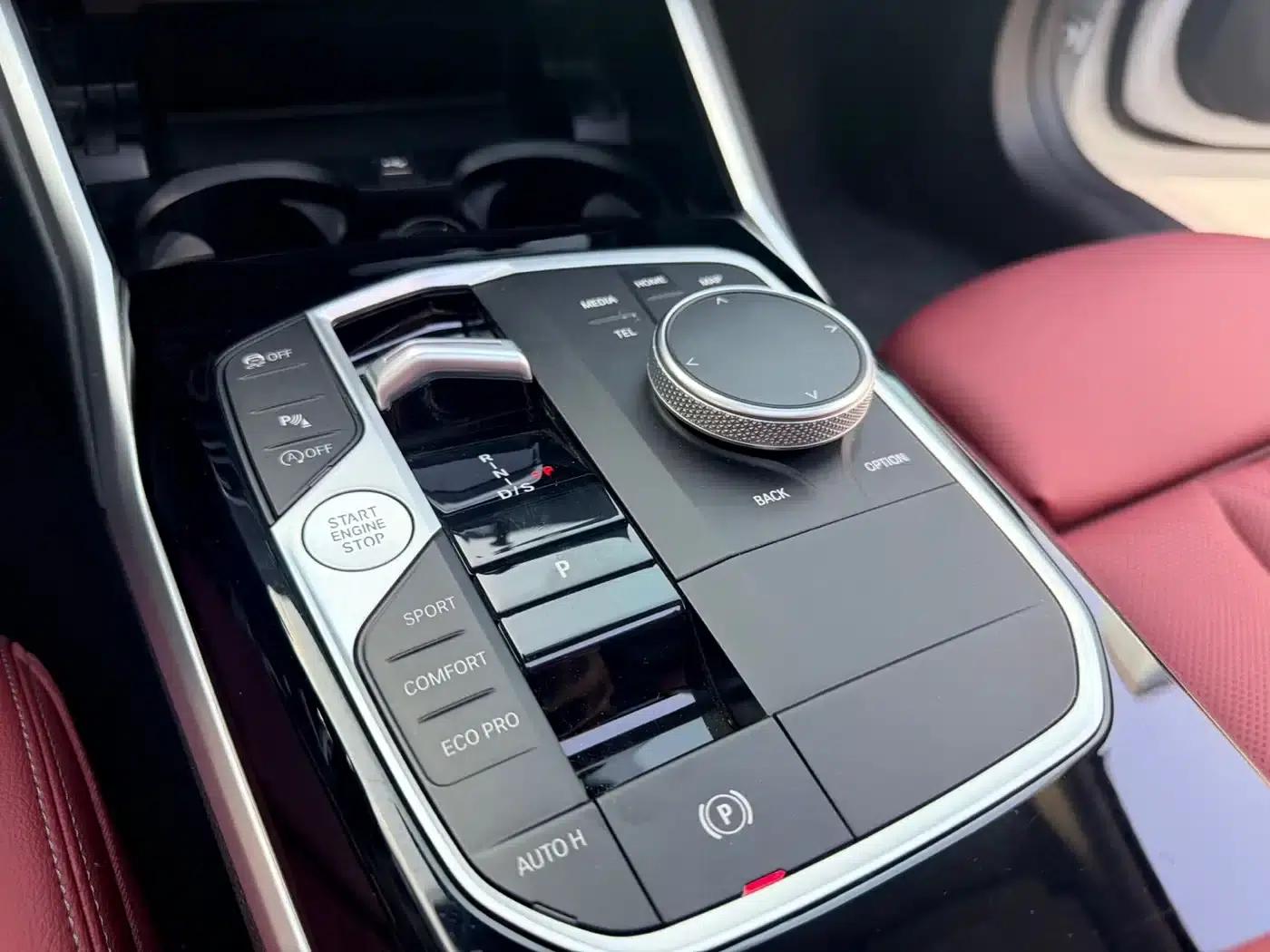 2023 BMW 3 Series 320Li M Sport Package — миниатюра 17