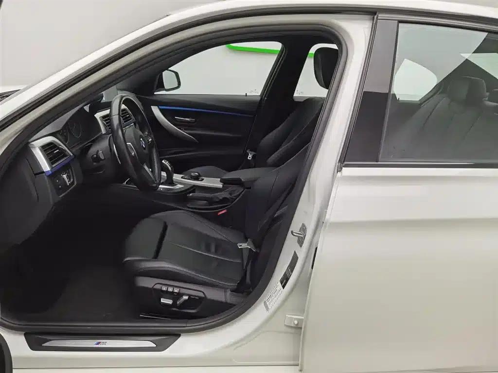 2018 BMW 3 Series 320i M Sport Package — миниатюра 10
