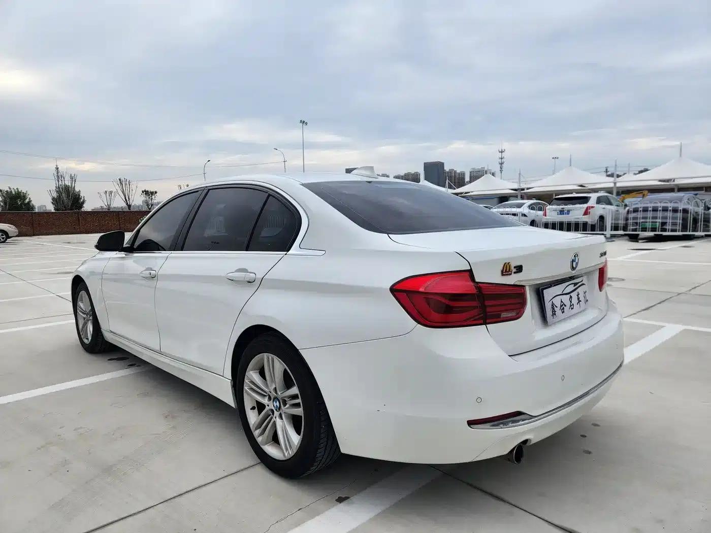 2016 BMW 3 Series 320Li Fashion Edition — миниатюра 6