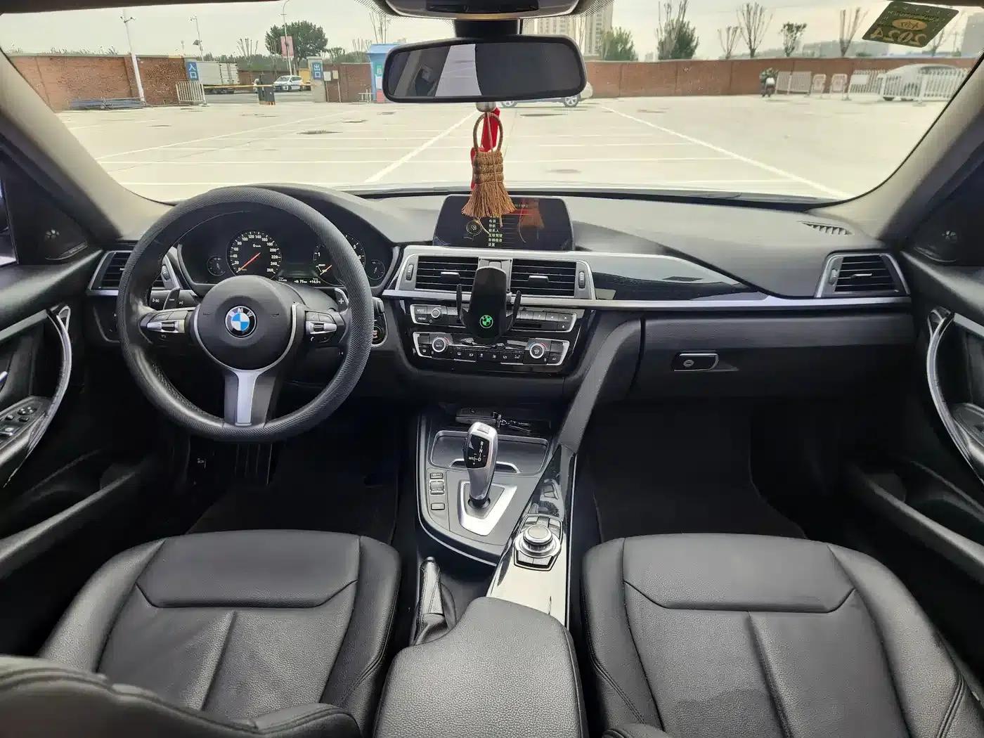 2016 BMW 3 Series 320Li Fashion Edition — миниатюра 8