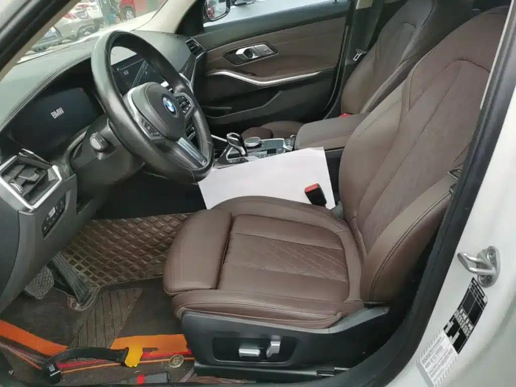 2022 BMW 3 Series 325Li M Sport Package — миниатюра 14
