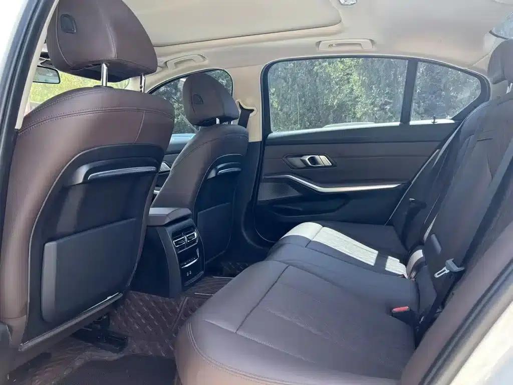 2022 BMW 3 Series 325Li M Sport Package — миниатюра 22