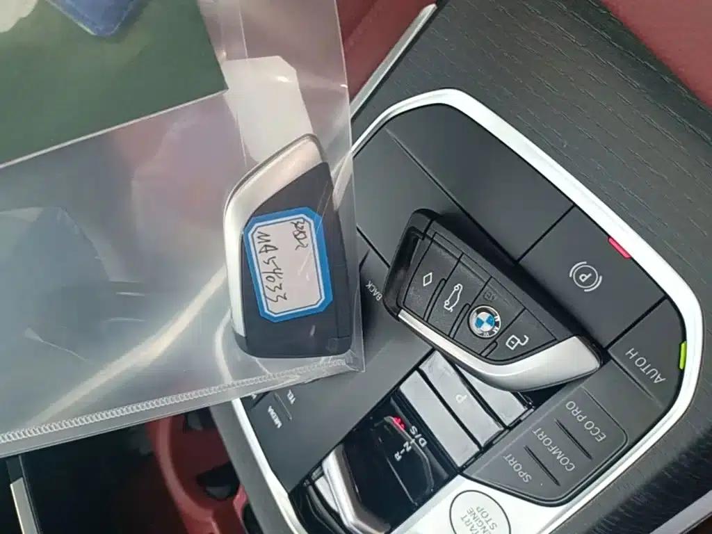 2025 BMW 3 Series 325Li M Sport Package — миниатюра 9