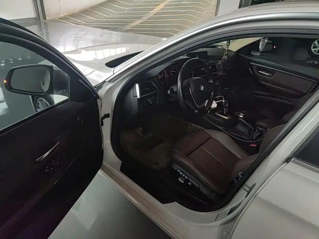 BMW 3 Series 2019 320Li Fashion Edition — миниатюра 16