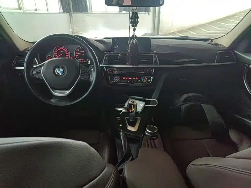 BMW 3 Series 2019 320Li Fashion Edition — миниатюра 10