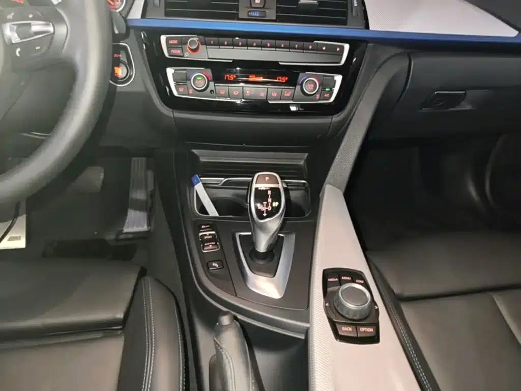 2019 BMW 3 Series 320i M Sport Package — миниатюра 14