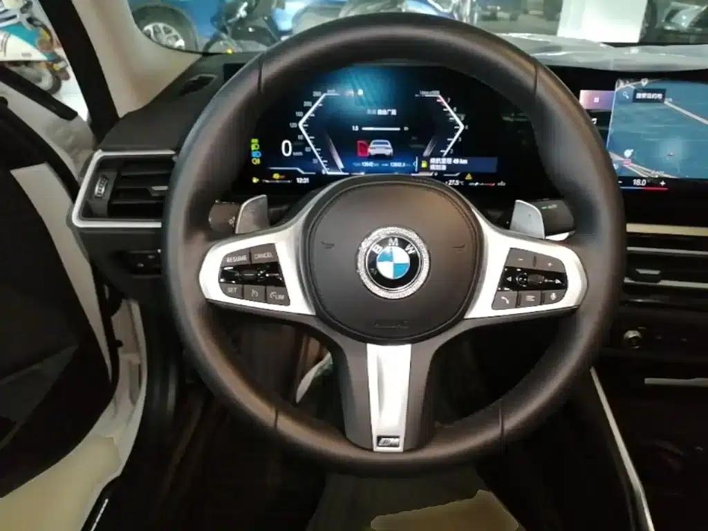 2023 BMW 3 Series 320Li M Sport Package — миниатюра 11