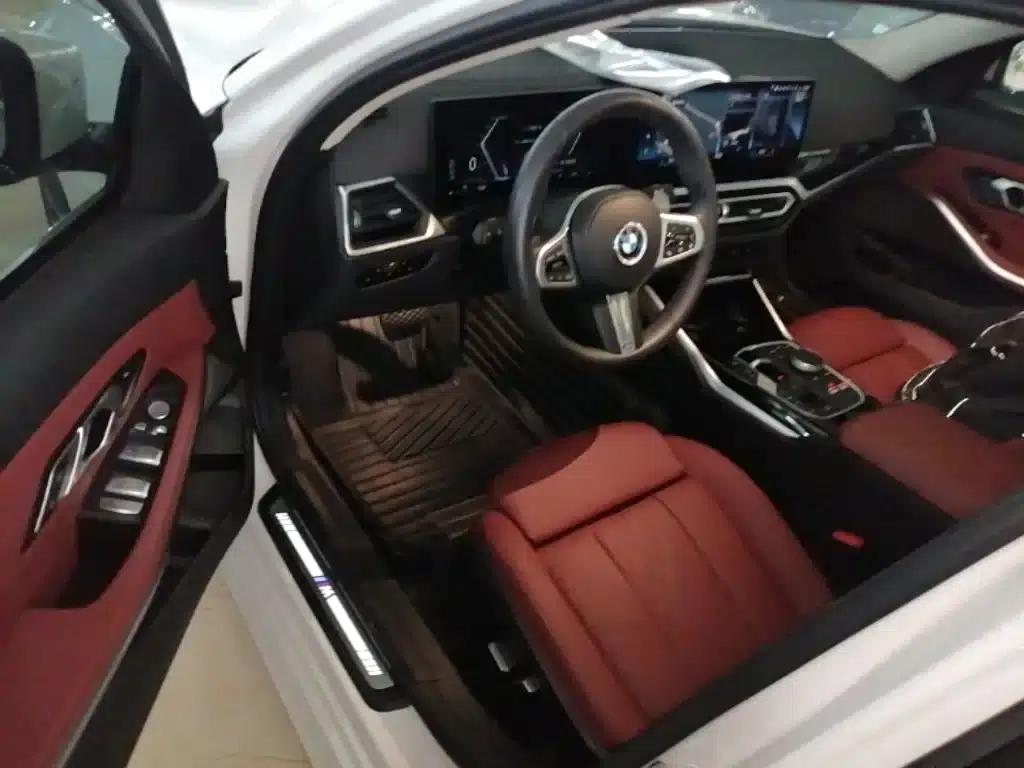 2023 BMW 3 Series 320Li M Sport Package — миниатюра 16