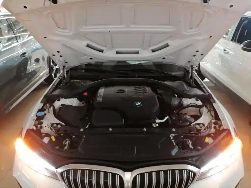 2023 BMW 3 Series 320Li M Sport Package — миниатюра 20
