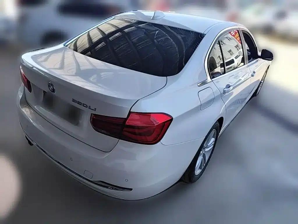 2017 BMW 3 Series 320Li Fashion Edition — миниатюра 12