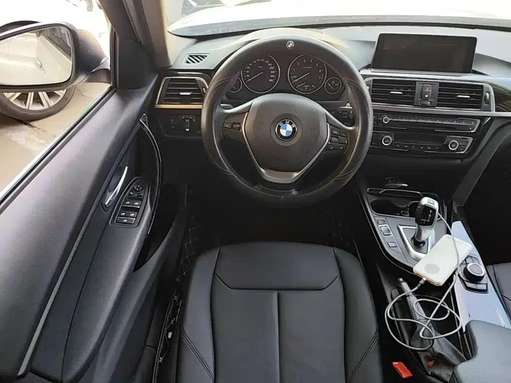 2017 BMW 3 Series 320Li Fashion Edition — миниатюра 17