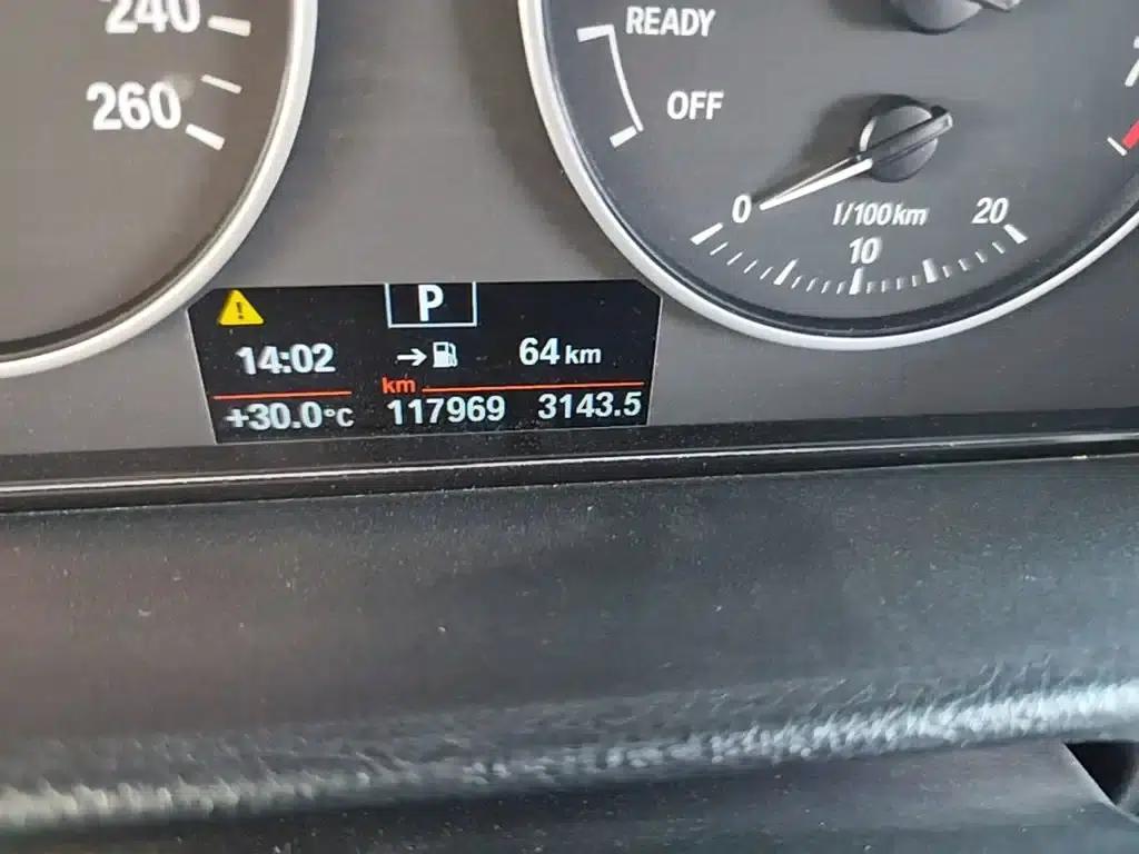 2017 BMW 3 Series 320Li Fashion Edition — миниатюра 19