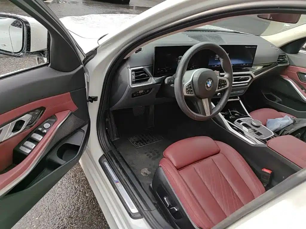 2024 BMW 3 Series 320Li M Sport Package — миниатюра 16