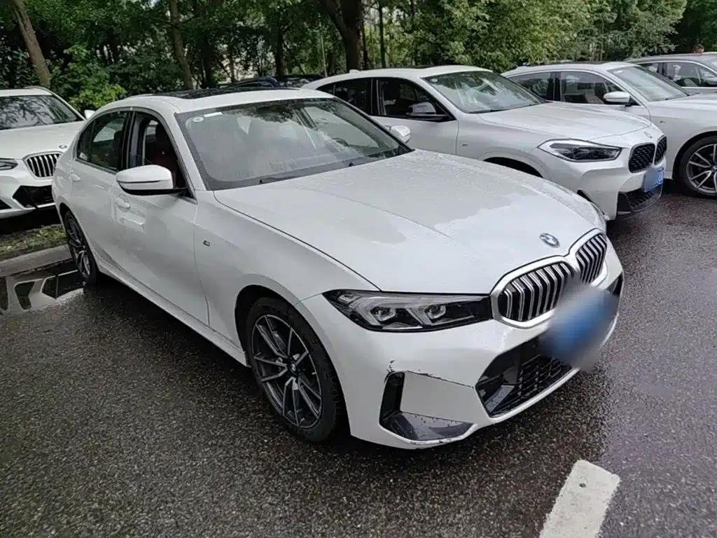 2024 BMW 3 Series 320Li M Sport Package — миниатюра 4