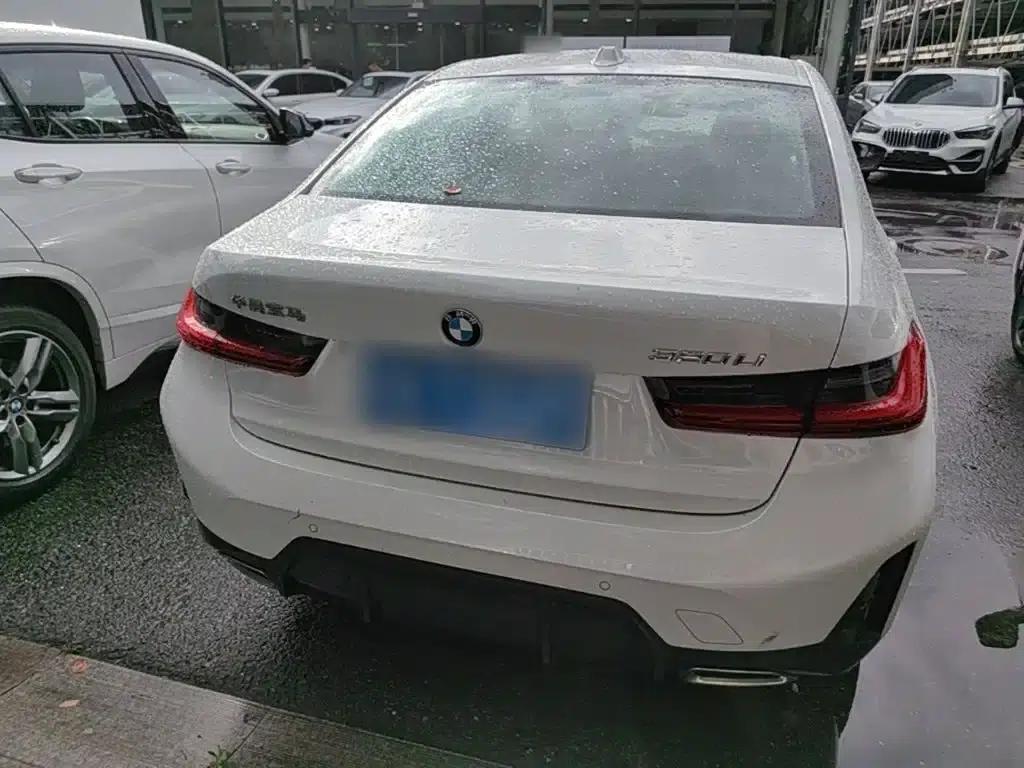 2024 BMW 3 Series 320Li M Sport Package — миниатюра 6