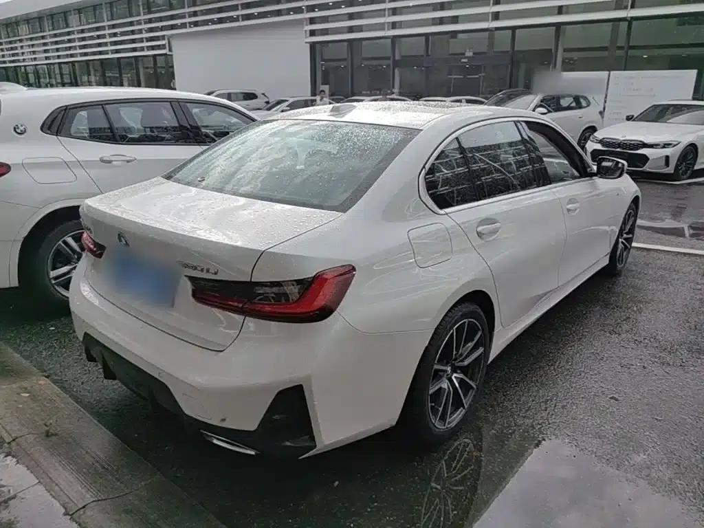 2024 BMW 3 Series 320Li M Sport Package — миниатюра 7