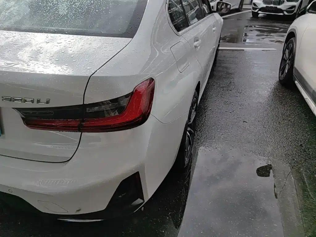 2024 BMW 3 Series 320Li M Sport Package — миниатюра 8